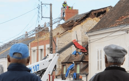 Image d'illustration pour Violente microrafale avec burst swath à Levroux dans l'Indre