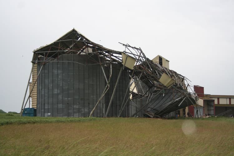 Image d'illustration pour Violente microrafale avec burst swath à Levroux dans l'Indre