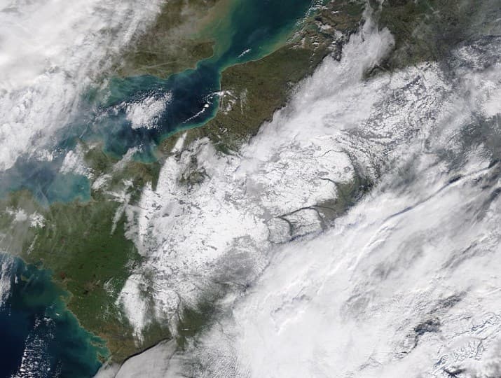 Image d'illustration pour La neige à Paris : toute une histoire
