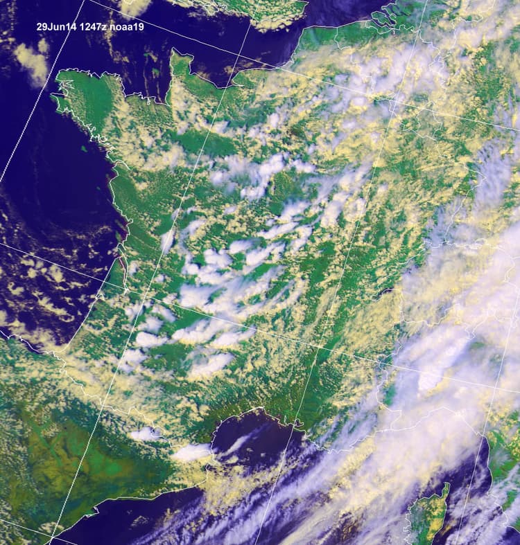 Image d'illustration pour Averses, orages et fraîcheur pour le dernier dimanche de juin