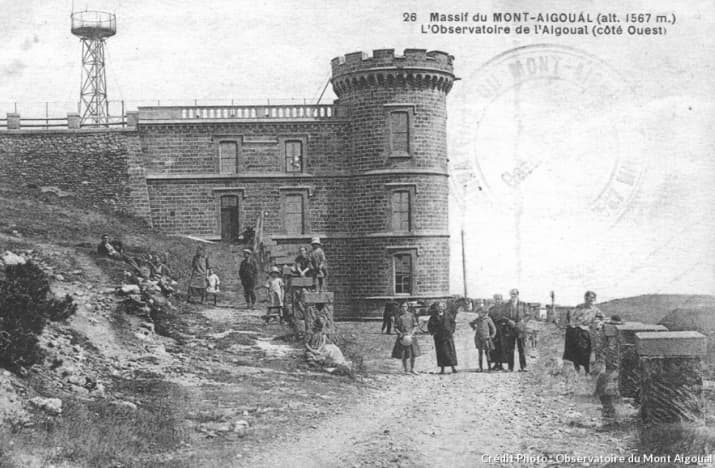 Image d'illustration pour L'observatoire météo du Mont Aigoual dans la tourmente